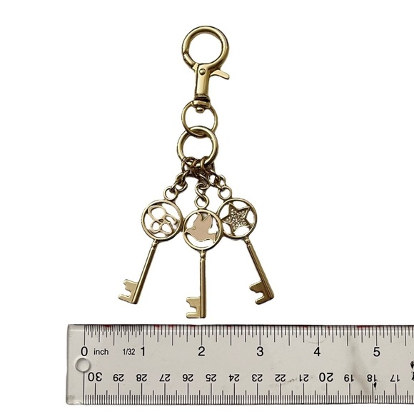 Bag Charm‎ Key Chain Gold Tone Jessica Simpson Logo Dove Star 3 Key Bag Clip - Picture 4 of 4
